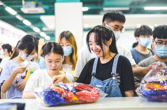 夏日炎炎，有你超甜