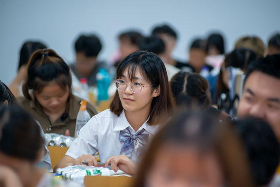 【贴心】山东海纳教育独家祛暑神器——清凉解暑绿豆汤，你值得拥有……